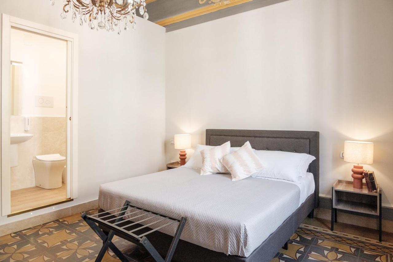 Borgo Antico Rooms Мессина Экстерьер фото